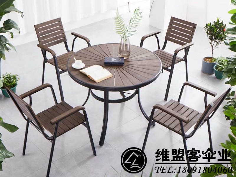 商业街塑木家具  户外桌椅2