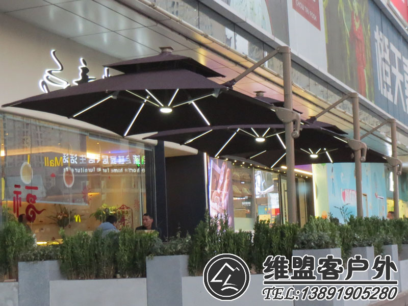 咖啡色户外太阳能灯伞 遮阳伞2